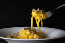 Load image into Gallery viewer, Extremely Fresh Truffles Mixed White & Black