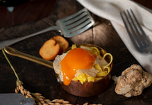 Load image into Gallery viewer, Extremely Fresh White Truffles (tuber Magnatum Pico)