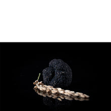 Load image into Gallery viewer, Extremely Fresh Black Truffle (Tubern Uncinatum)
